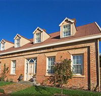 Racecourse Inn - The - Hervey Bay Accommodation