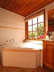 Wagner's Cottages - Hervey Bay Accommodation 1