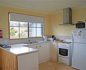 Bruny Island Accommodation Services - Omaroo Cottage - Hervey Bay Accommodation 2