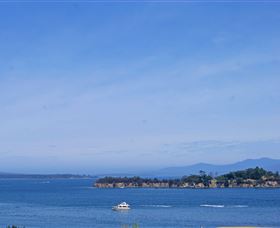 Bruny Island Accommodation Services - Omaroo Cottage - Hervey Bay Accommodation 3