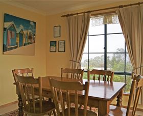 Bruny Island Accommodation Services - Omaroo Cottage - Hervey Bay Accommodation 4