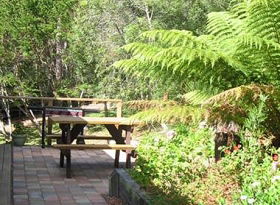 Blackwood Studio Accommodation - The Cottage - Hervey Bay Accommodation 0