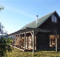 Pinot Cottage on Charles Reuben Estate - Hervey Bay Accommodation