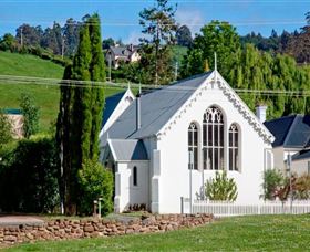 River Flow Yoga & Accommodation - Hervey Bay Accommodation 0