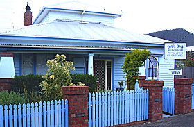 Deb's B & B - Hervey Bay Accommodation 0