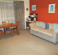 Cornwall Cottage - Hervey Bay Accommodation