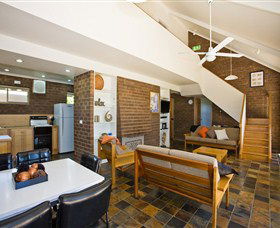 Bay Retreat Port Arthur - Hervey Bay Accommodation 1