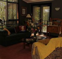 Asimatree Bed  Breakfast and Art Garden - Hervey Bay Accommodation