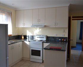 All Inn Strahan Holiday Units - Hervey Bay Accommodation 3