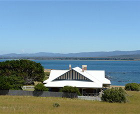 Low Head Pilot Station Accommodation - Hervey Bay Accommodation 4