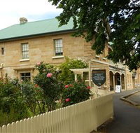 Ross Hotel - Hervey Bay Accommodation