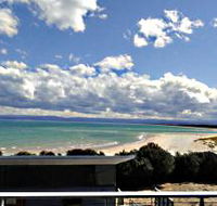 Freycinet Beach Apartments - Hervey Bay Accommodation
