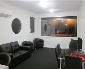 Burnie By The Bay Holiday Apartments - Hervey Bay Accommodation 3