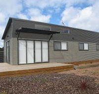 Bicheno Holiday Rentals - Hazards View Drive Coles Bay - Hervey Bay Accommodation
