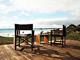 King Island Breaks - Porky's Beach House - Hervey Bay Accommodation 1
