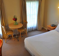 Glen Inn Motel  Apartments - Hervey Bay Accommodation