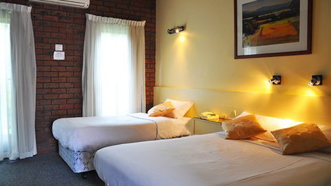 Glen Inn Motel & Apartments - Hervey Bay Accommodation 3