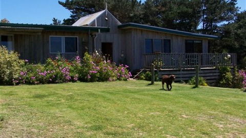 Clifton Beach Lodge - Hervey Bay Accommodation 0
