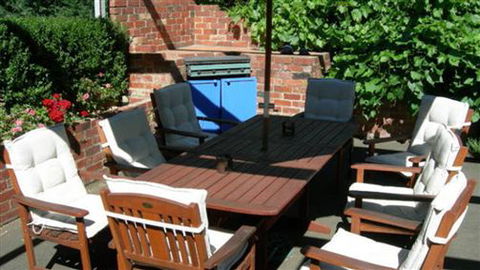Airleigh-Rose Cottage - Hervey Bay Accommodation 3