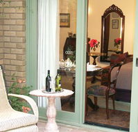 Forlonge Bed  Breakfast - Hervey Bay Accommodation
