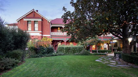 Alzburg Resort Mansfield - Hervey Bay Accommodation 0