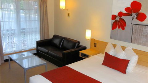 Hermitage Motor Inn - Hervey Bay Accommodation 4