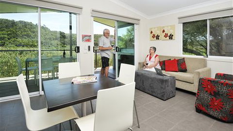 Port Campbell Holiday Park - Hervey Bay Accommodation 0