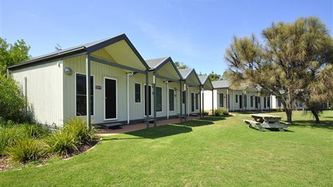 Port Campbell Holiday Park - Hervey Bay Accommodation 2