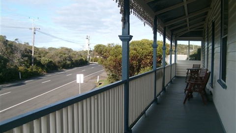 Point Lonsdale Guest House - Hervey Bay Accommodation 1
