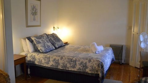 Point Lonsdale Guest House - Hervey Bay Accommodation 4