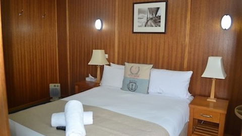 Point Lonsdale Guest House - Hervey Bay Accommodation 5