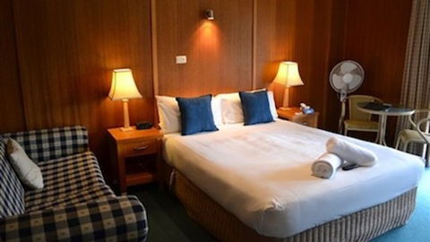 Point Lonsdale Guest House - Hervey Bay Accommodation 6