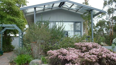 Blue Waters Cottages For Two - Hervey Bay Accommodation 0