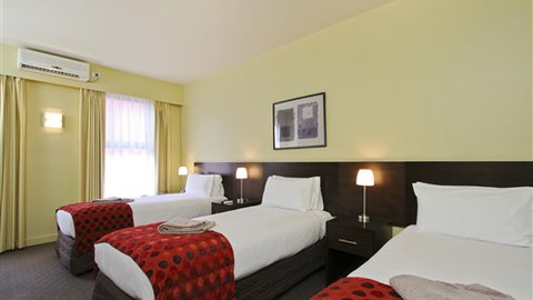 Comfort Inn & Suites City Views - Hervey Bay Accommodation 3
