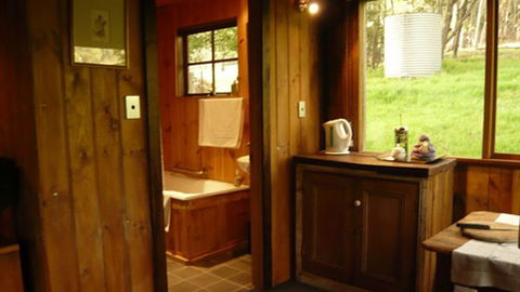 Braeside Mount Macedon Country Retreat And Bed & Breakfast - Hervey Bay Accommodation 0