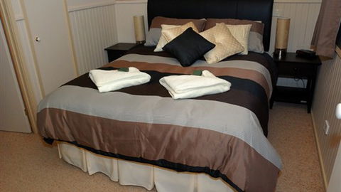 Alpine Country Cottages: Studio 3 - Hervey Bay Accommodation 0