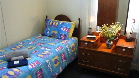 Carisbrook Cottage Queenscliff - Hervey Bay Accommodation 1