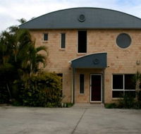 Beach House Redcliffe - Hervey Bay Accommodation
