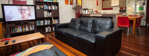 Manly Harbour Backpackers - Hervey Bay Accommodation 2