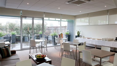 Punthill Apartment Hotels - Knox - Hervey Bay Accommodation 4