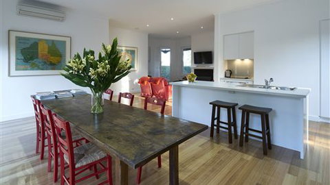 The Cottage At Bolobek - Hervey Bay Accommodation 1