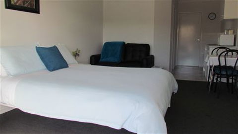 River Gardens Bed And Breakfast Farmstay - Hervey Bay Accommodation 3
