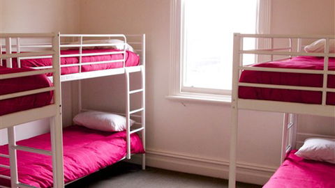 The Western Hotel - Hervey Bay Accommodation 1