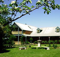 Lawson Lodge Country Estate - Hervey Bay Accommodation