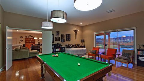 Max's Paddock - Tourism Hervey Bay 2