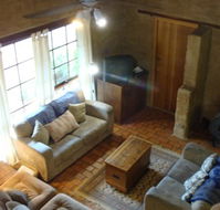 Wartook Rise Mudbrick Cabins - Hervey Bay Accommodation