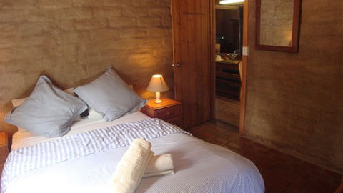 Wartook Rise Mudbrick Cabins - Hervey Bay Accommodation 7