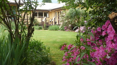Annie's Garden Retreat - Tourism Hervey Bay 1