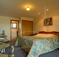 Little Desert Nature Lodge - Hervey Bay Accommodation