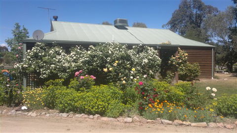 Vals Retreat - Hervey Bay Accommodation 0